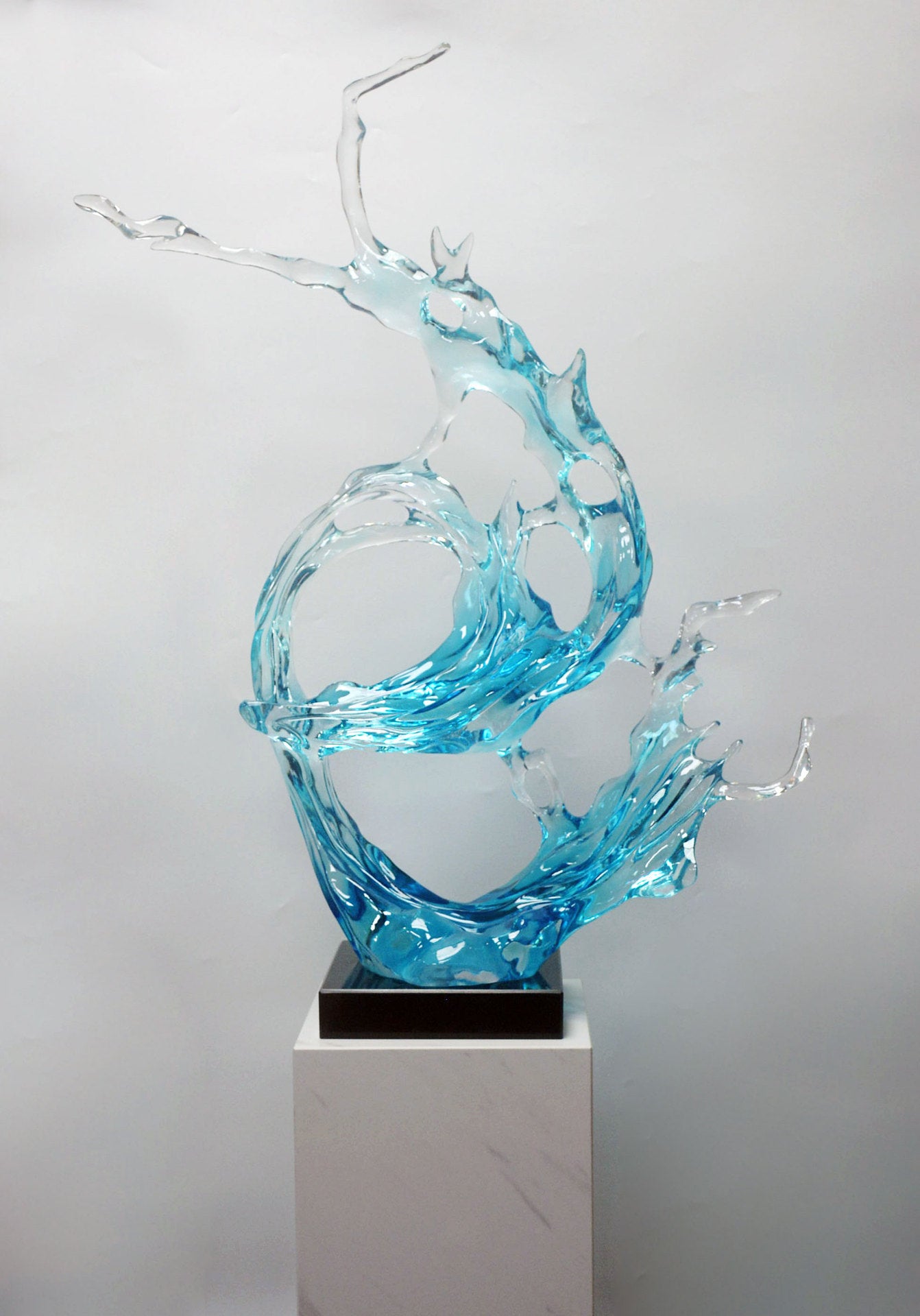 Modern Minimalist Wave Sculpture: Clear Resin Art for Hotel Lobby, Entryway & Home Decor