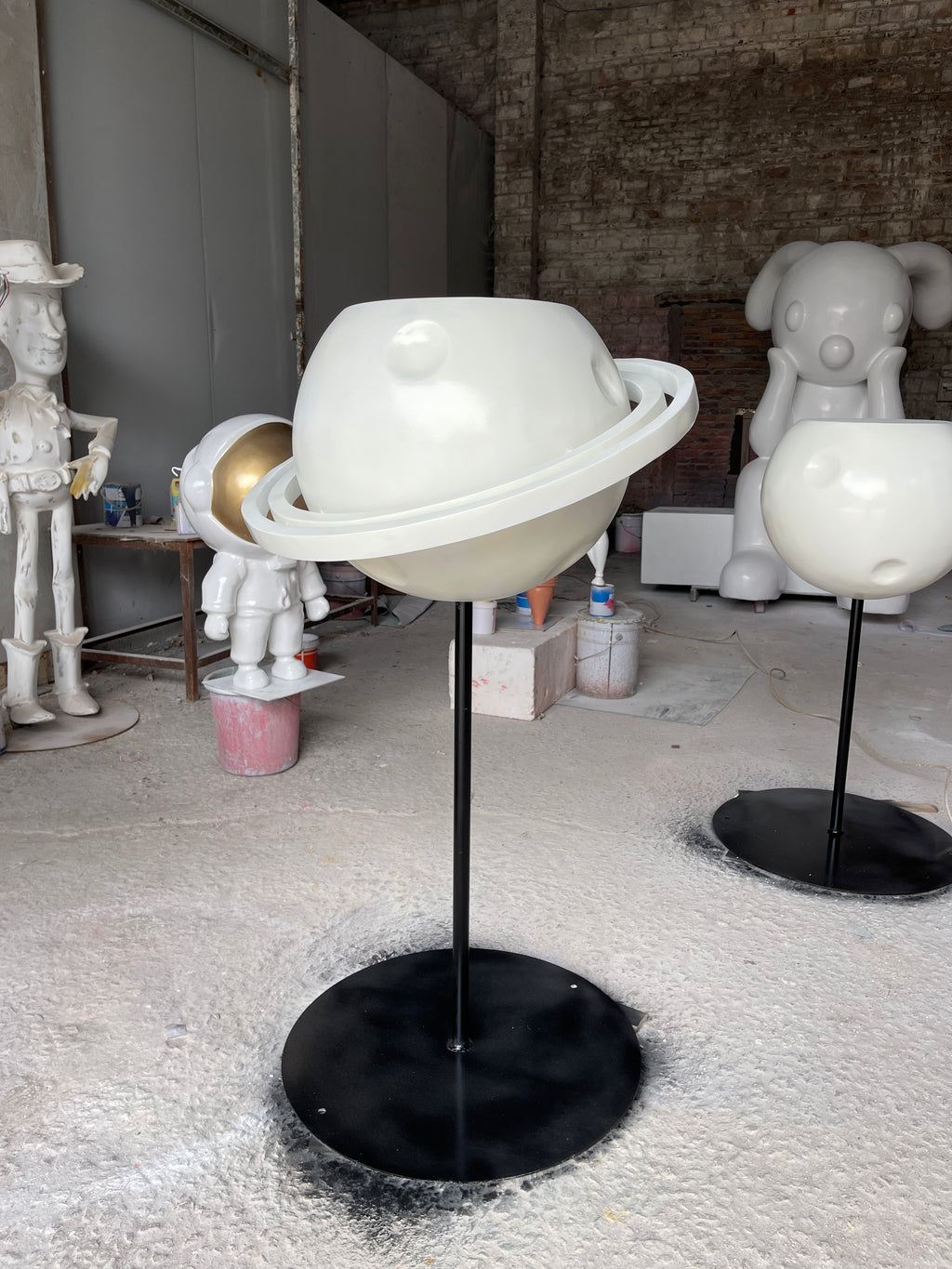 Planet Decor Collection – Elegant & Unique 3D Planet Ornaments