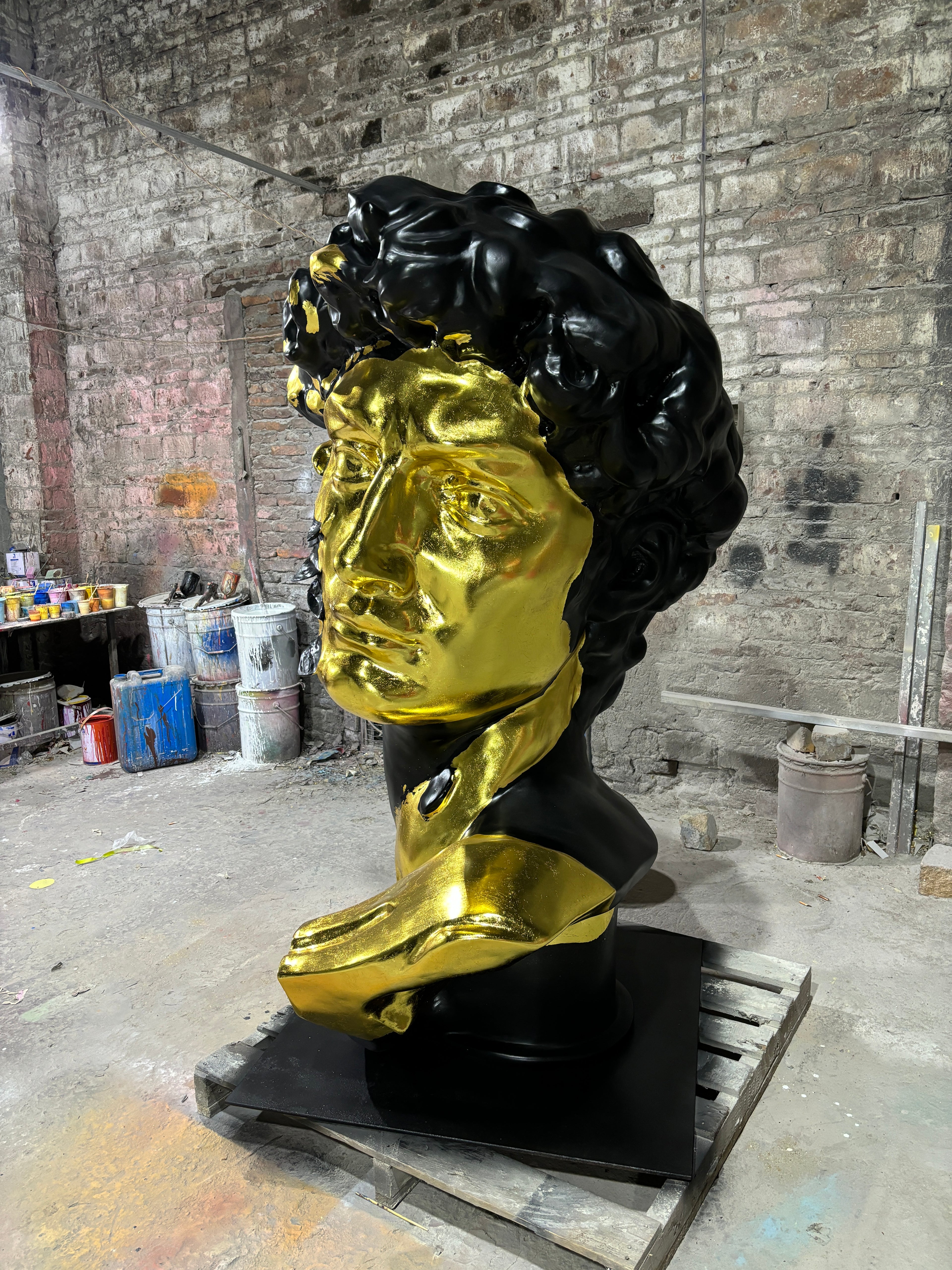 European & American Sculpture Collection – Classic Art for Modern Home Decor