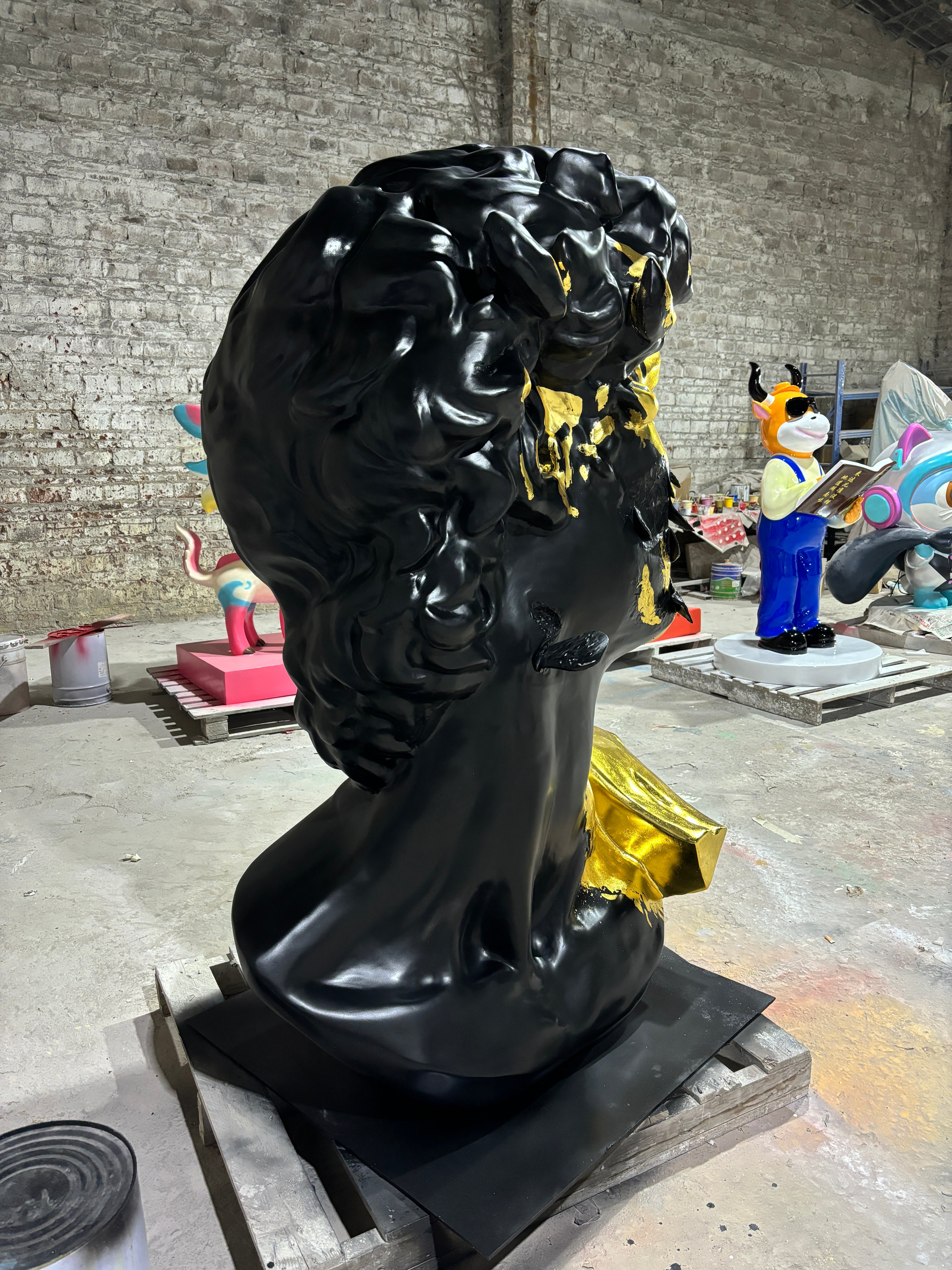 European & American Sculpture Collection – Classic Art for Modern Home Decor