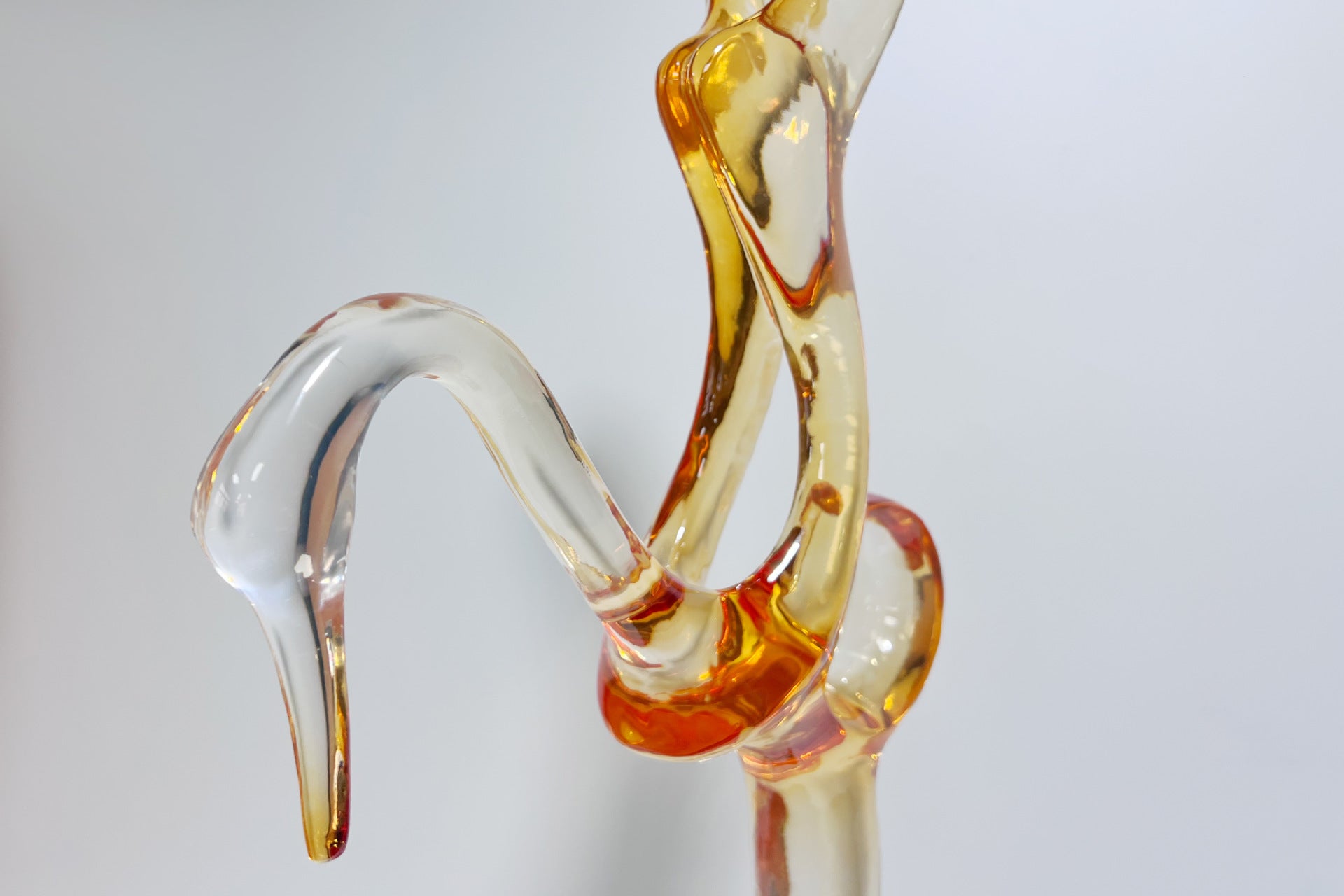 Transparent Resin Swan Sculpture: Modern Home Decor for Desktop, Living Room, Foyer & Show Flat